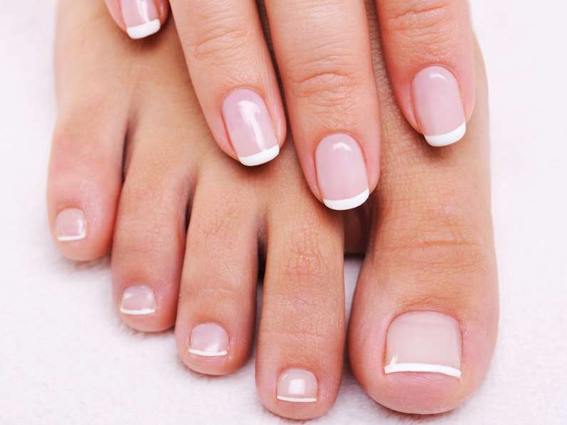 Nail polish: tips from a cosmetic dermatologist
